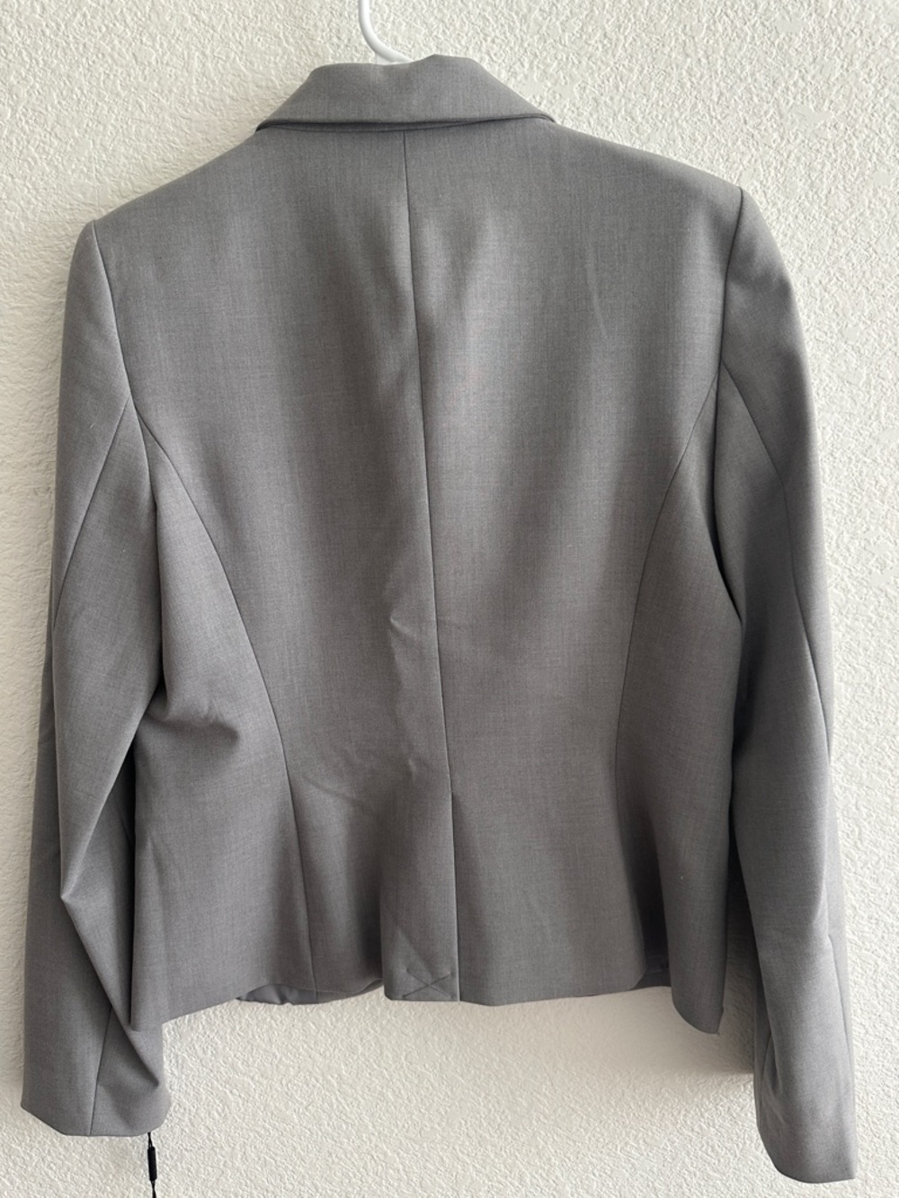 Calvin Klein Tailored Light Gray Women's Blazer - Picture 5 of 6